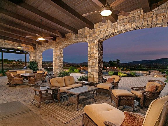 2nd image of 33620 Orlinda Dr