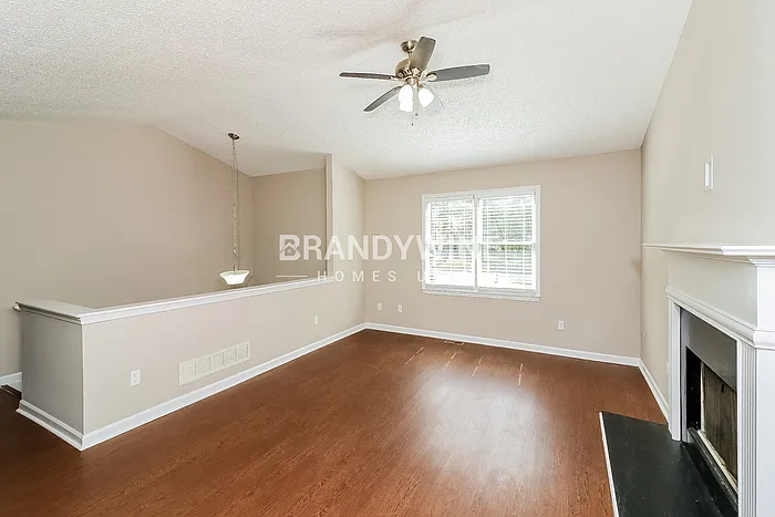 147 Wesley Mill Dr — Photo 7