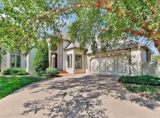 9237 E Lakepoint St, Wichita, KS 67226