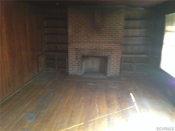3rd image of 1341 Custer St