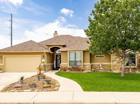 2298 Sungate Dr, New Braunfels, TX 78130
