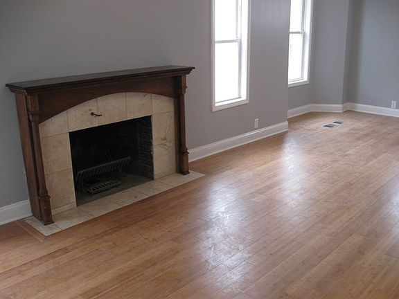 4th image of 810 S 2nd Ave