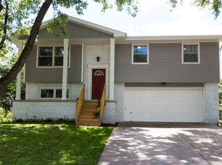 3924 Ross Rd, Ames, IA 50014