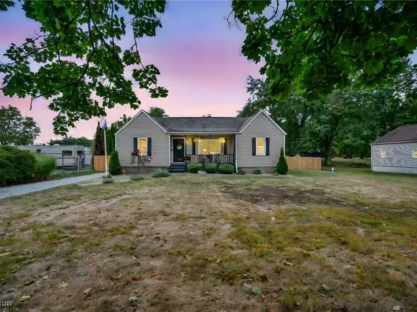 3456 Heckman St NW, Uniontown, OH 44685