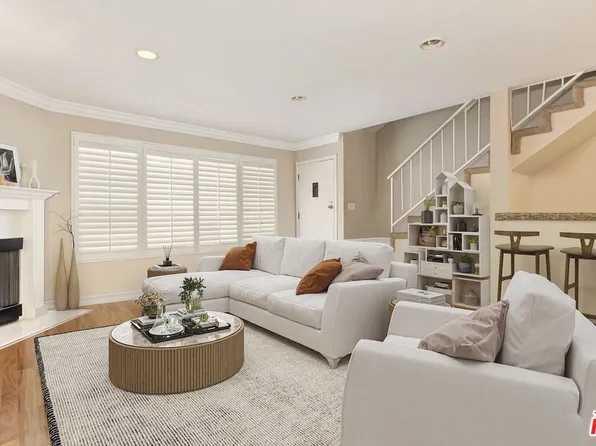 14332 Dickens St Unit 17, Sherman Oaks, CA 91423