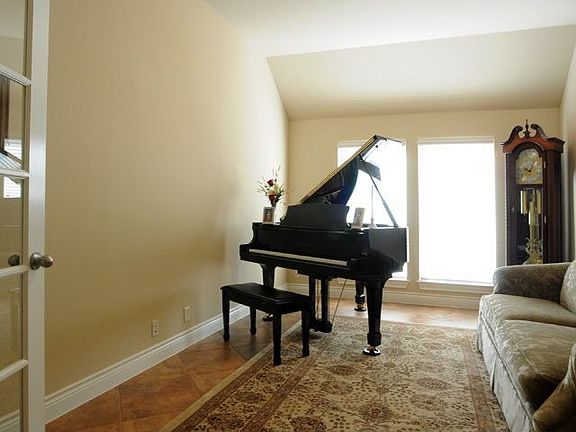 Formal living room