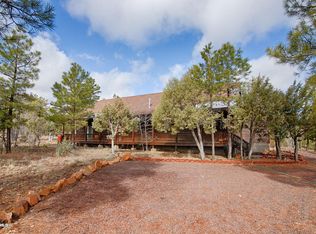 2712 Lost Way, Overgaard, AZ 85933