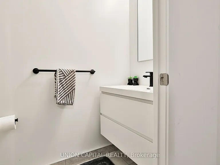 292 Verdale Cross #1601B — Photo 14
