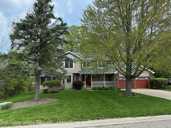 3750 Observatory Ln, Holt, MI 48842