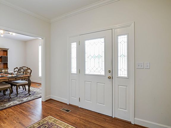 5th image of 1524 Jacobs Cir