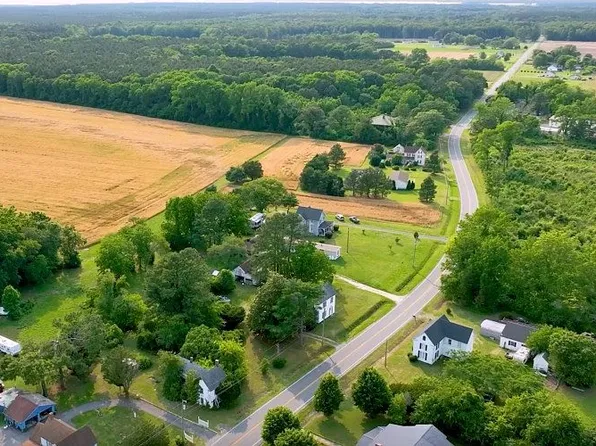 8245 Long Ln, Temperanceville, VA 23442