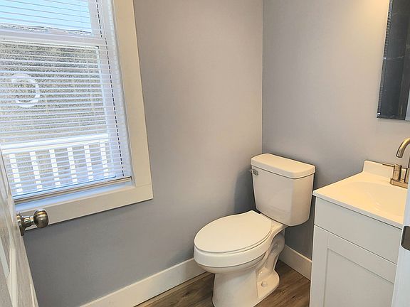 Bathroom (standup shower behind door)