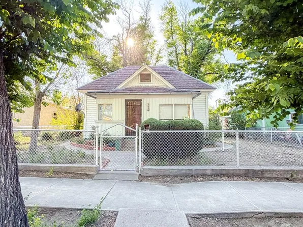 208 Lewis Ave, La Junta, CO 81050