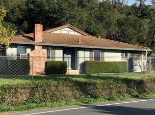 30290 River Rd, Cloverdale, CA 95425