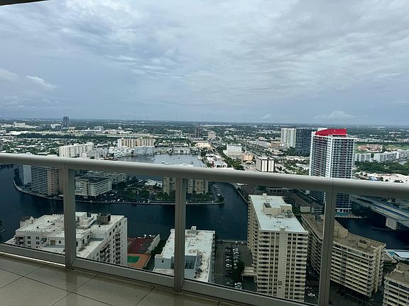3rd image of 1850 S Ocean Dr APT 4007