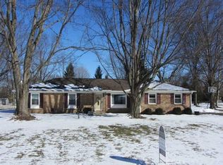 11401 Central Dr W, Carmel, IN 46032