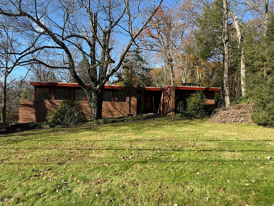 1st image of 203 E Maitland Ln