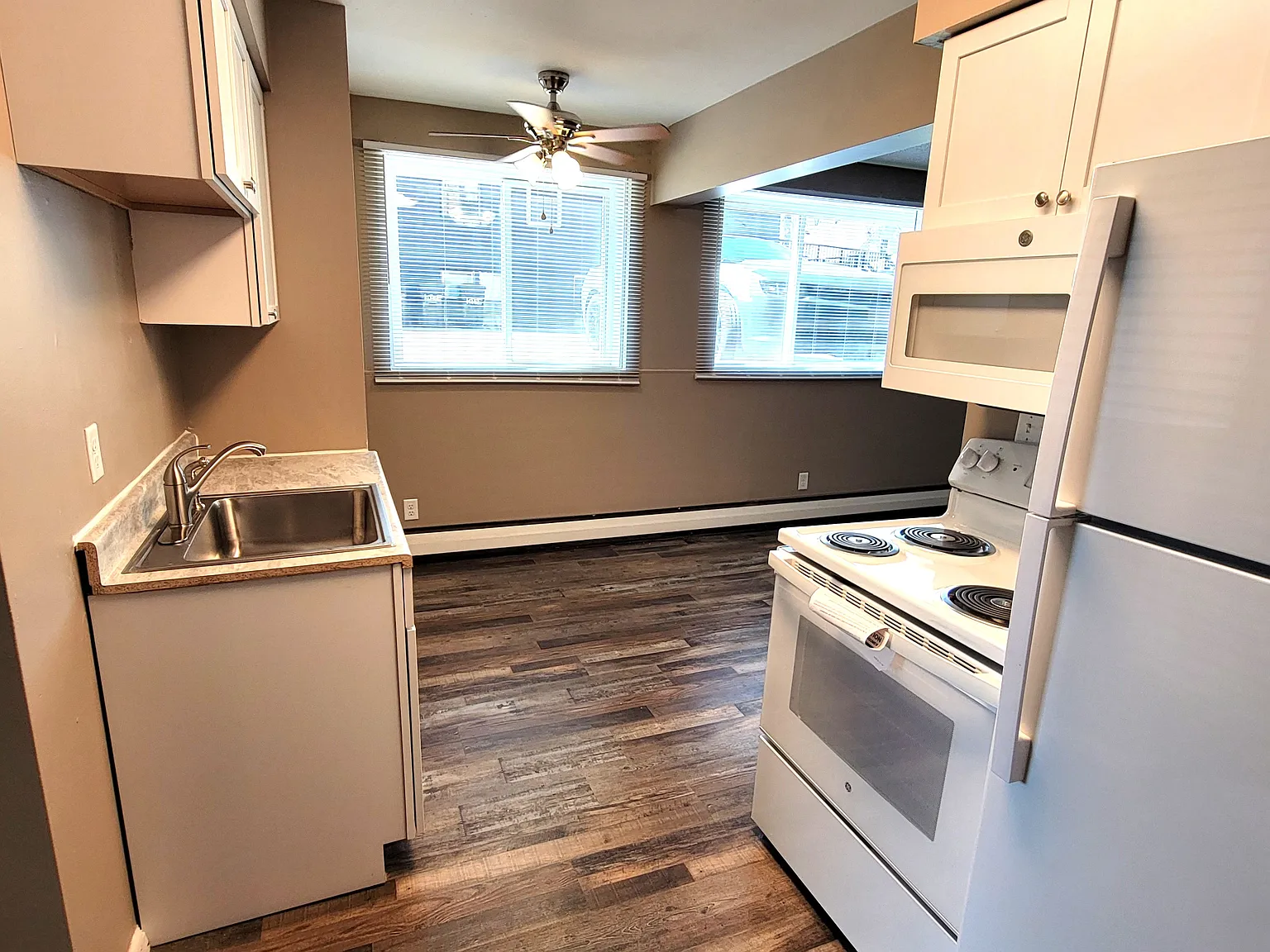 1 bed, 600 sqft, $1,100 — Photo 2