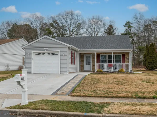 110 Dorchester Dr, Southampton, NJ 08088