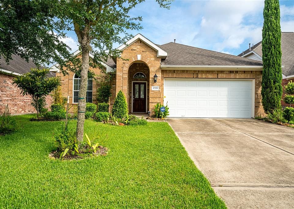1st image of 6706 Pheasant Oak Dr
