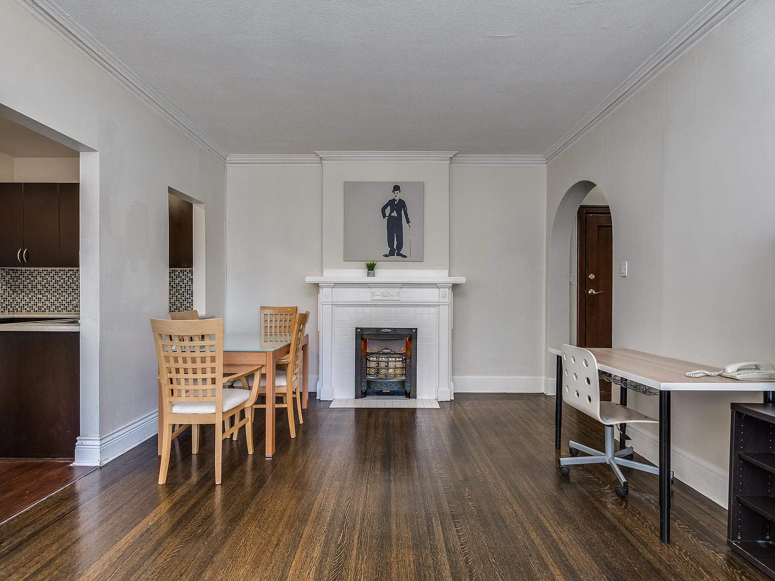2 bed, 711 sqft, $2,990 — Photo 3