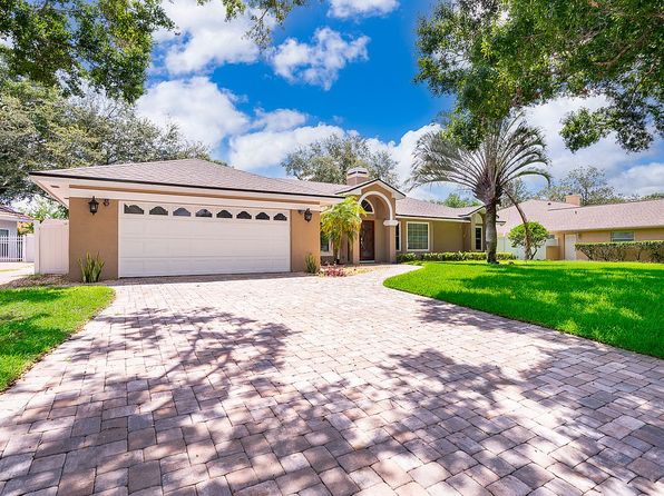 7709 Apple Tree Cir