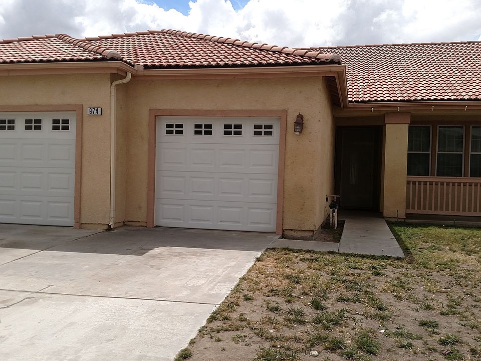 1st image of 974 Sagecrest Dr