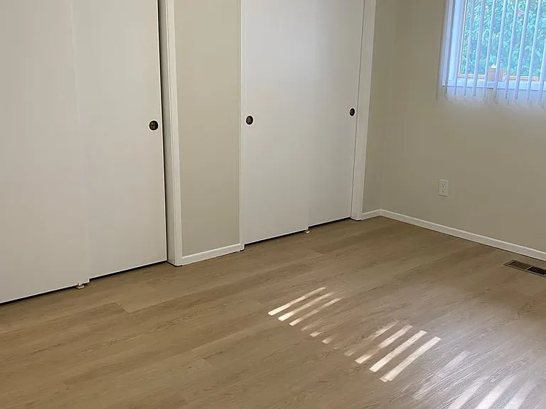 7845-7895 SW Hillcrest Pl #11801-11803 — Photo 10