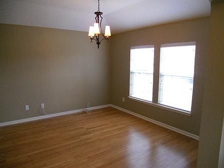 4th image of 14101 Eagle Feathers Dr