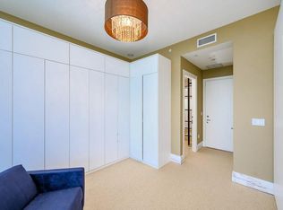 201 S Biscayne Blvd #5403, Miami, FL 33131