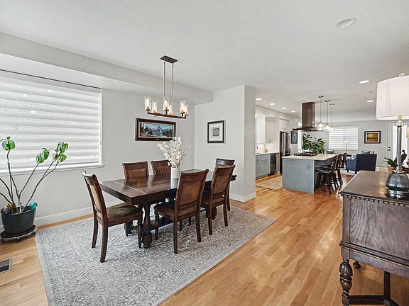 4th image of 3397 W 23rd Ave