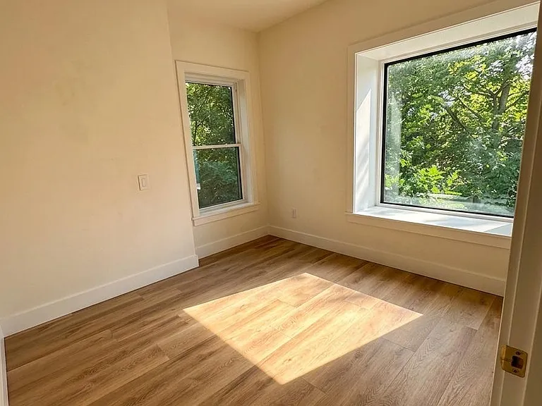 3984 Commonwealth St #2 — Photo 3