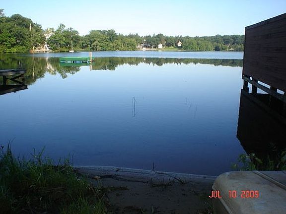 deeded access point on lake