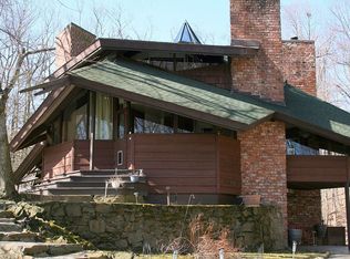 105 Mount Airy Rd, Croton On Hudson, NY 10520