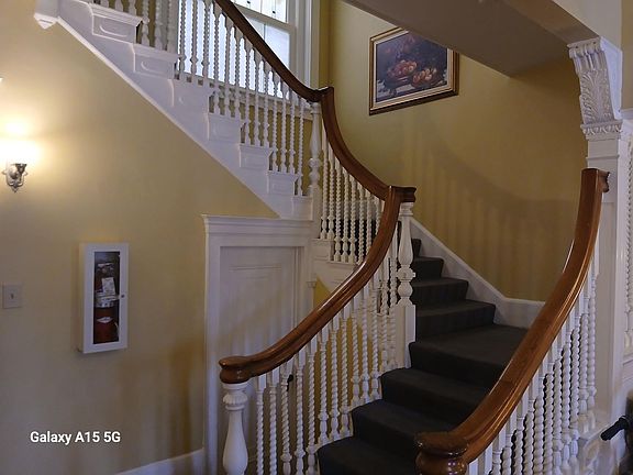 3rd image of 1467 Saint James Ct APT 2