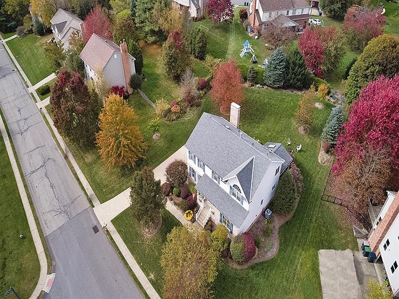147 Pinehurst Dr, Cranberry Township, PA 16066 Zillow