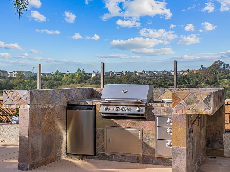 6340 Oleander Way — Photo 33