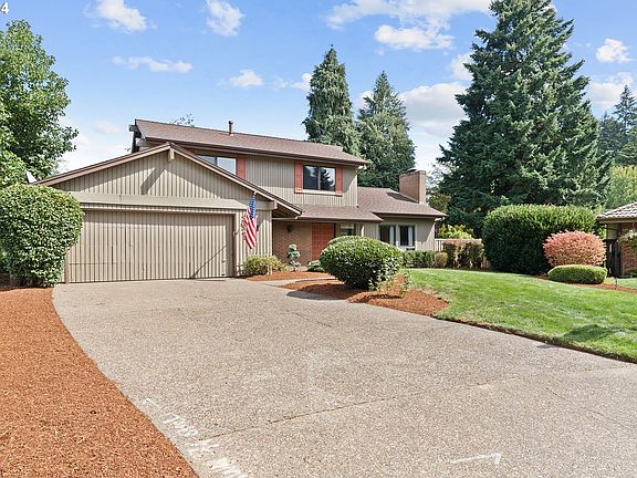 3rd image of 3621 SE Meier Ct