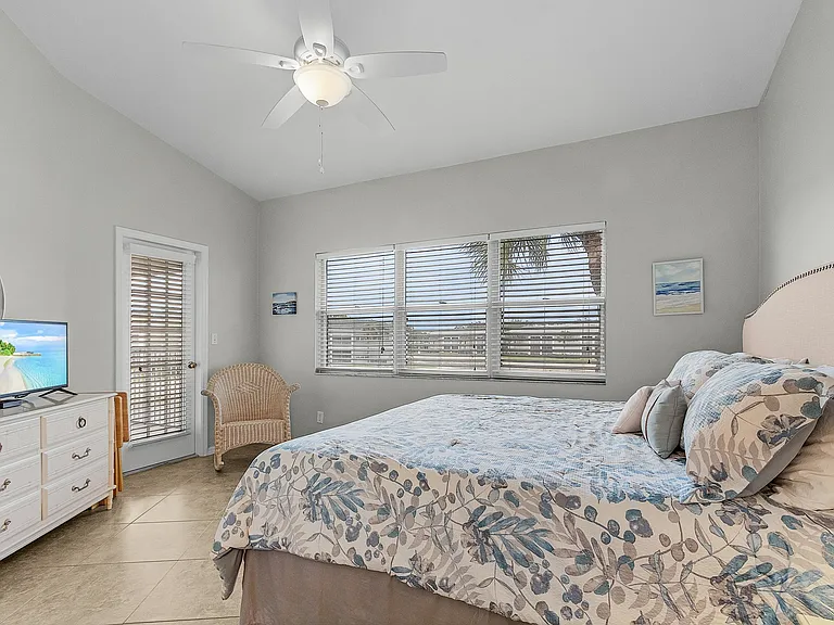 12131 Summergate Cir #203 — Photo 22