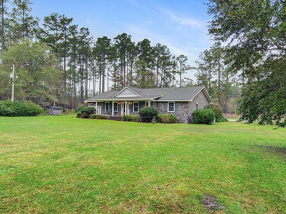 3rd image of 2941 Wesley Chapel Ave