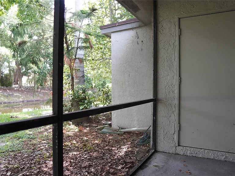 453 Lakeview Dr #2 — Photo 35