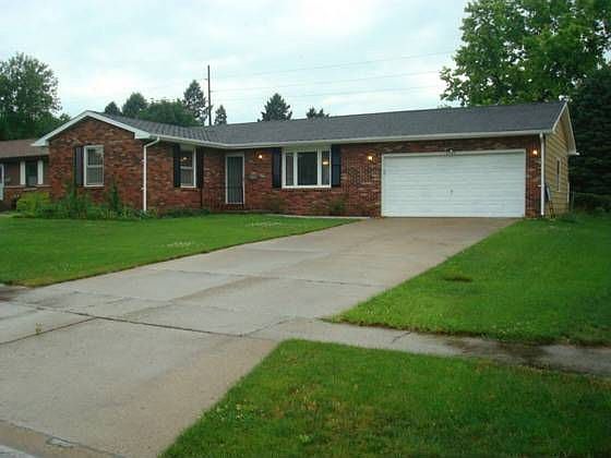 2nd image of 2717 Delaware Dr