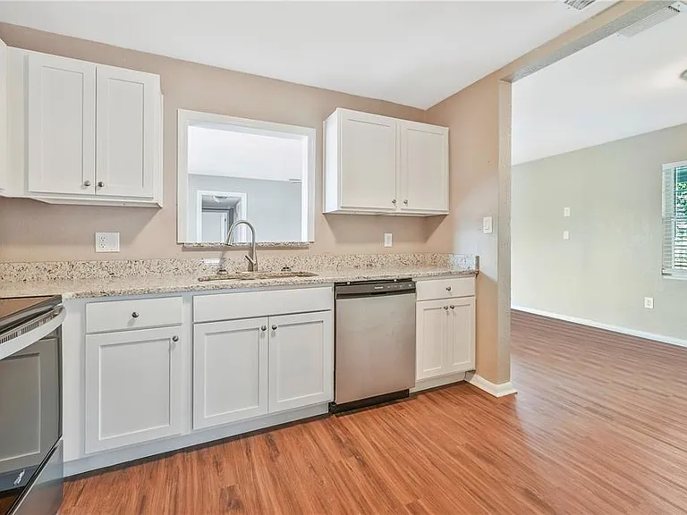 5737 Cortez Dr — Photo 51