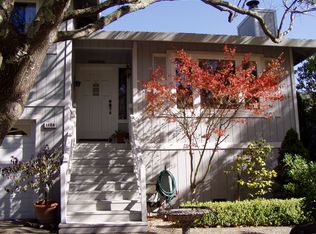 1104 7th St, Novato, CA 94945