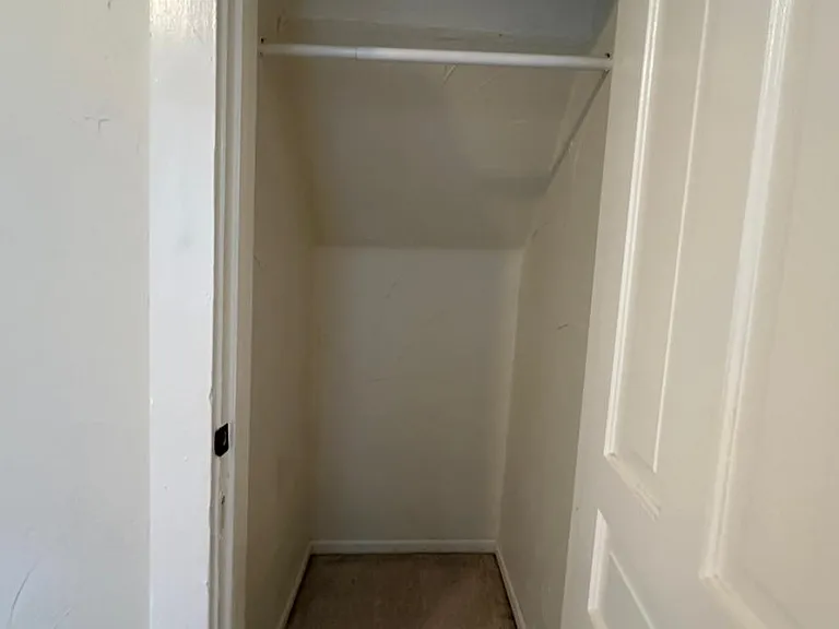 1624 Castle Ave #DOWNSTAIRS — Photo 13