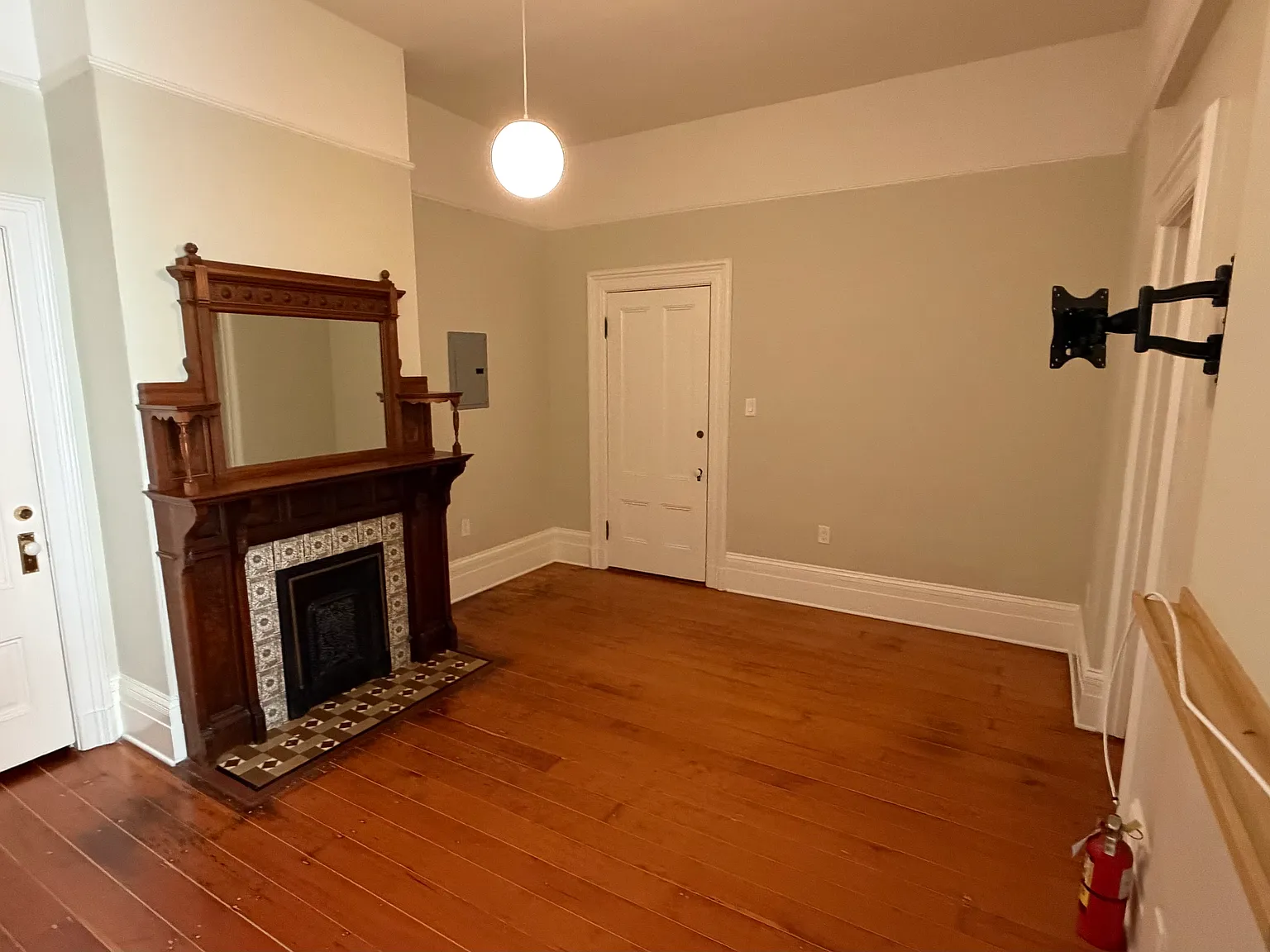 1 bed, 500 sqft, $4,000 — Photo 4