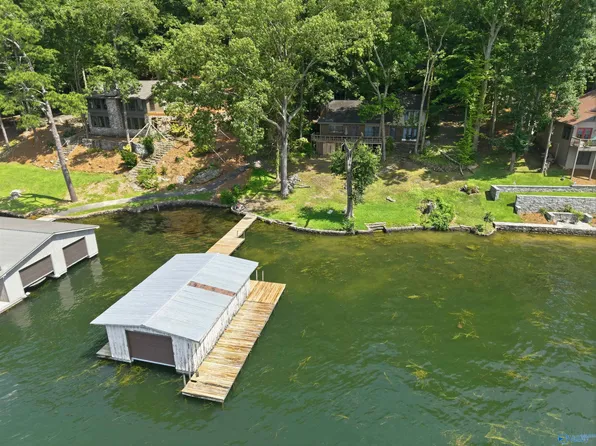 860 Snug Harbor Rd, Grant, AL 35747
