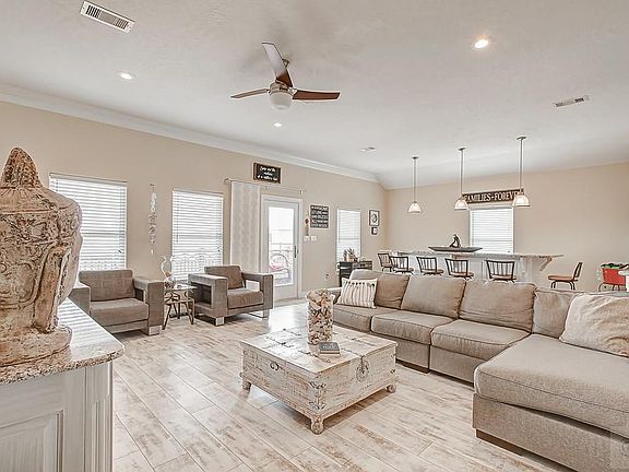 4th image of 2429 Sand Crab Ln #142
