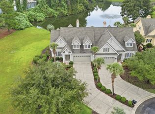 42 Courtyard Cir #26, Pawleys Island, SC 29585