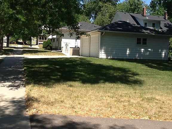 Side Yard - South